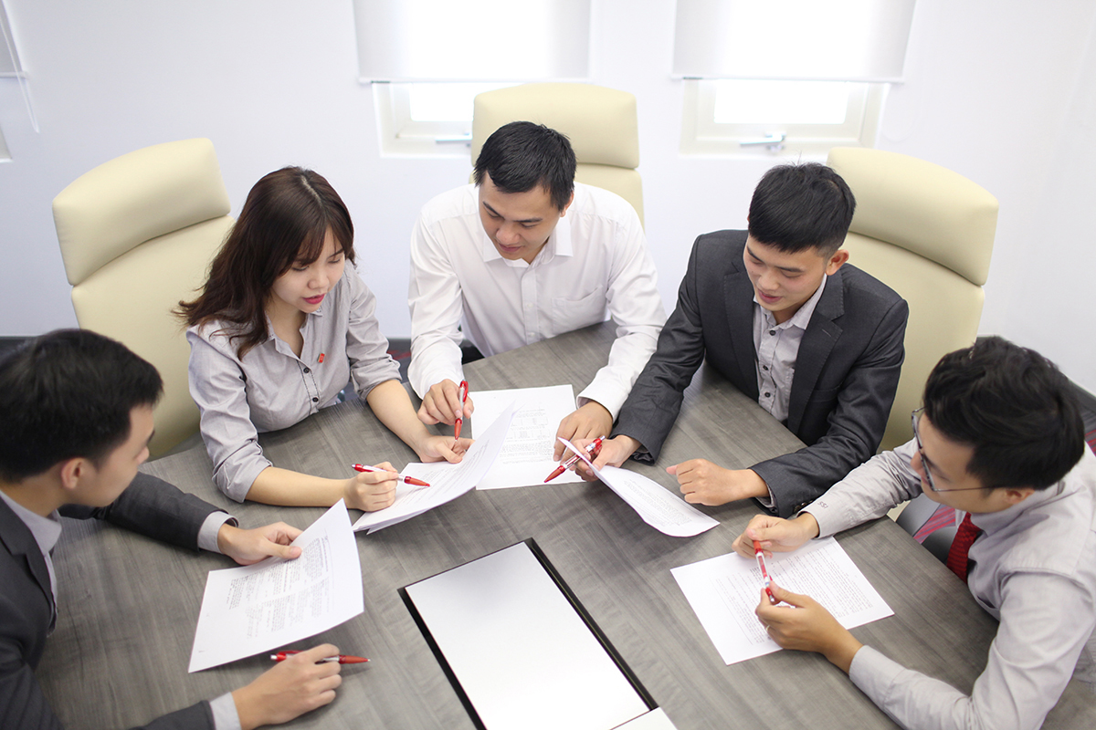 Dich vu Quan tri nhan luc